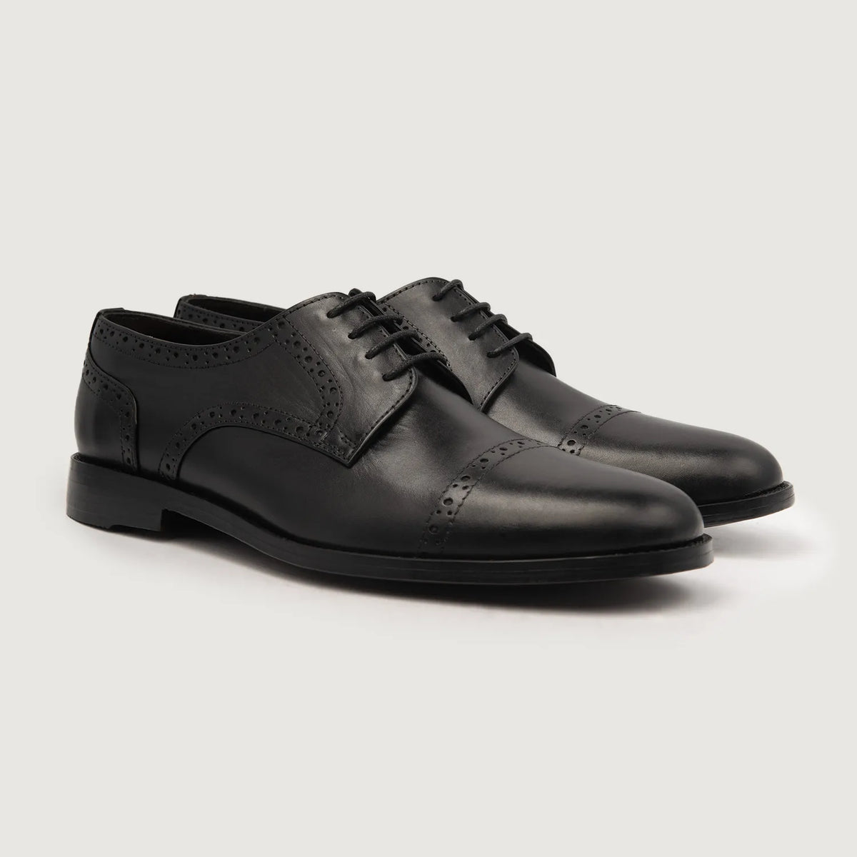 Dirk Brogues Chaussures Derby en cuir noir pour Homme en cuir de vachette noir véritable - Vue de profil | Acheter en ligne