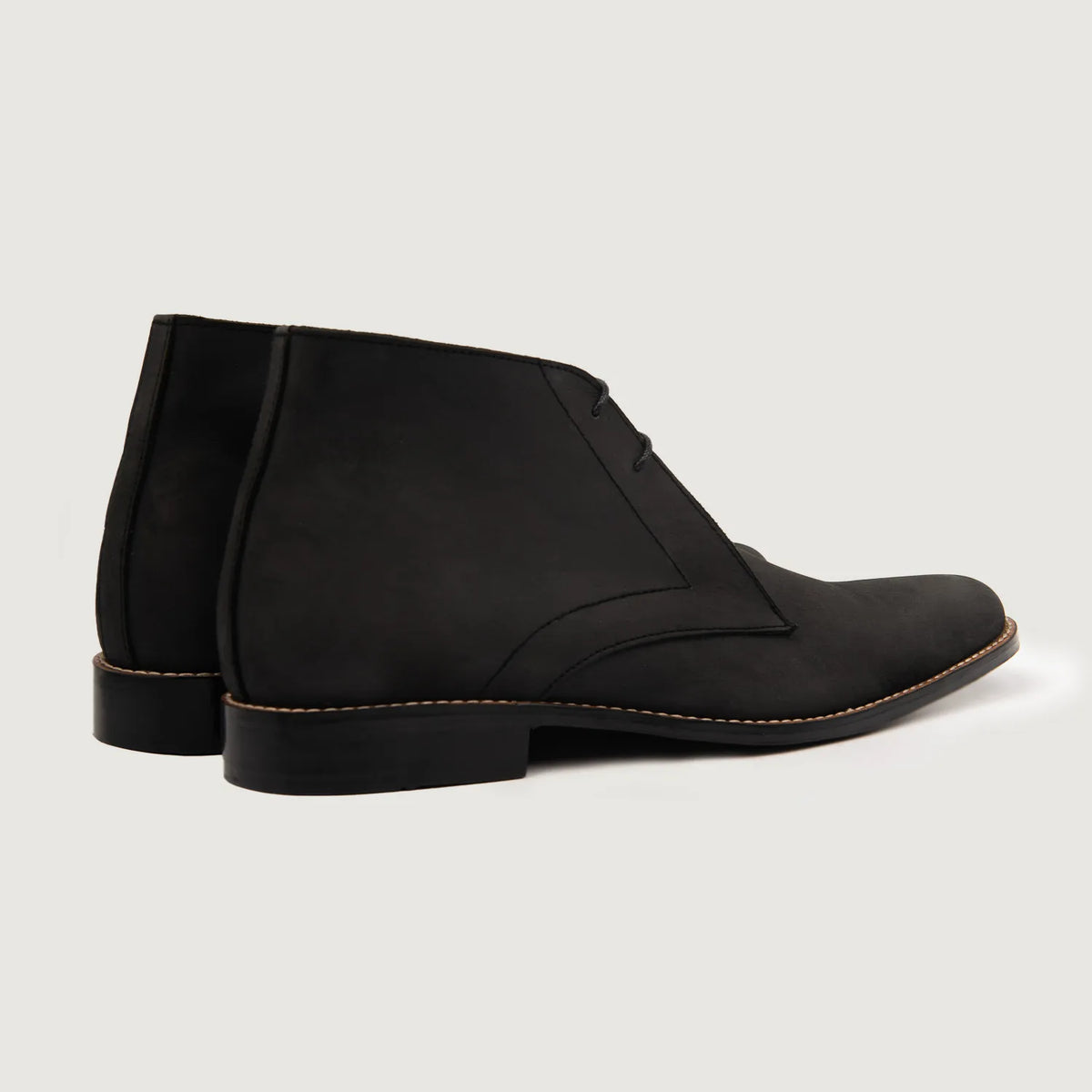 Corry Chukka Noir Nubuck Bottines en cuir pour Homme For Men - Contrefort de talon renforcé & surpiqûres doubles de précision