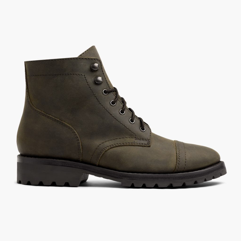 Olive Full-Grain leather Boots - Montage cousu Goodyear & détail de l'embout avant