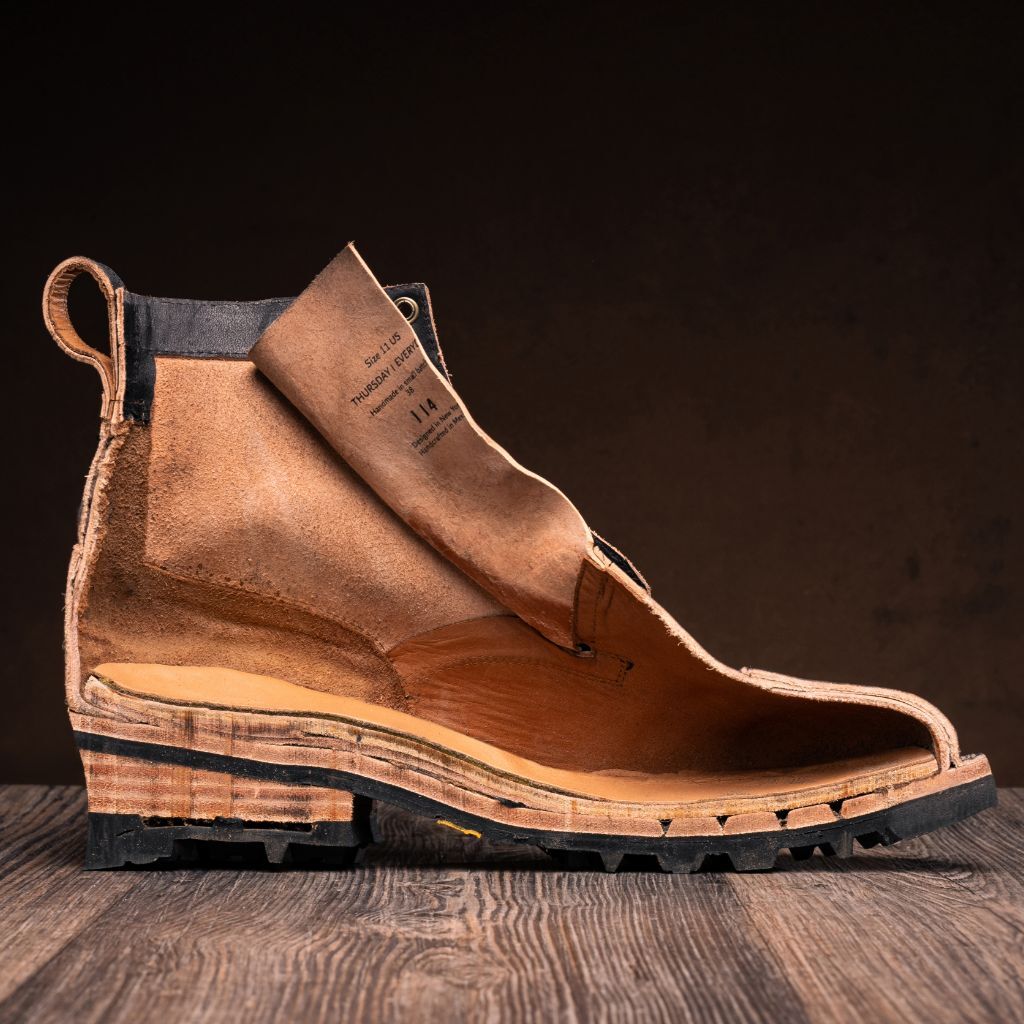 High-Traction Rubber Outsole & Lug Tread Pattern on Challenger Sésame Double Shot Bottines en cuir pour Homme
