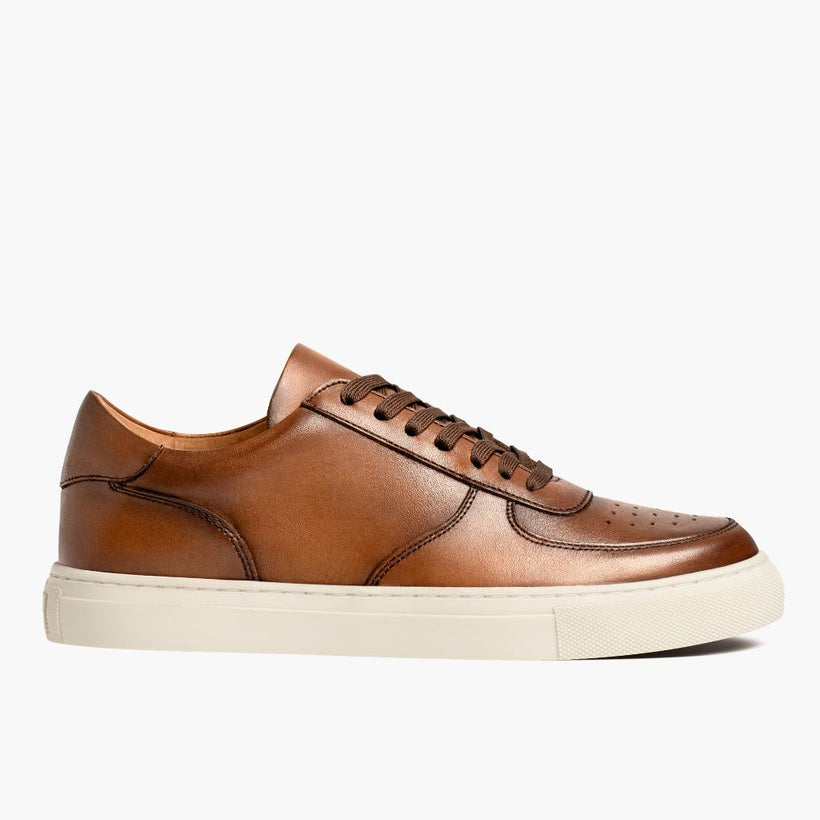 Court Caramel x Off-Blanc Baskets en cuir pour Homme