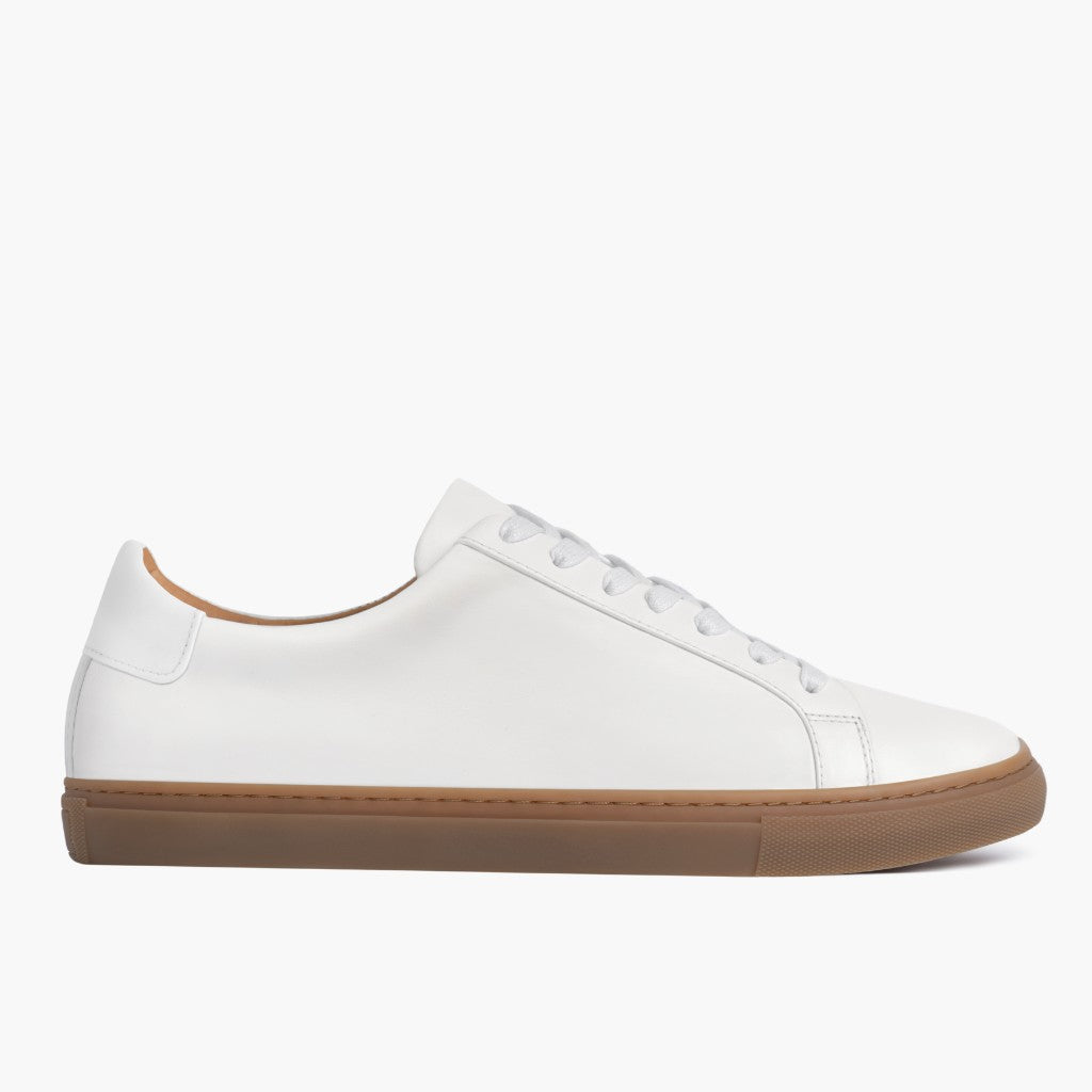 White Full-Grain leather Sneakers - Montage cousu Goodyear & détail de l'embout avant