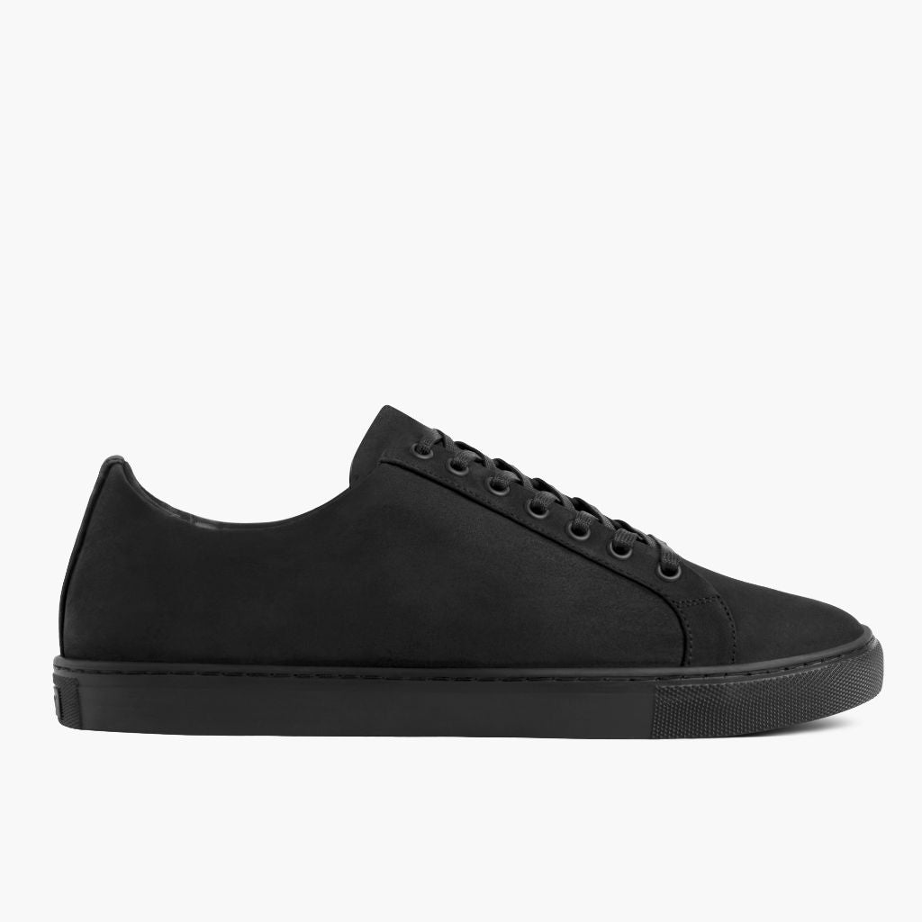Black Full-Grain leather Sneakers - Montage cousu Goodyear & détail de l'embout avant