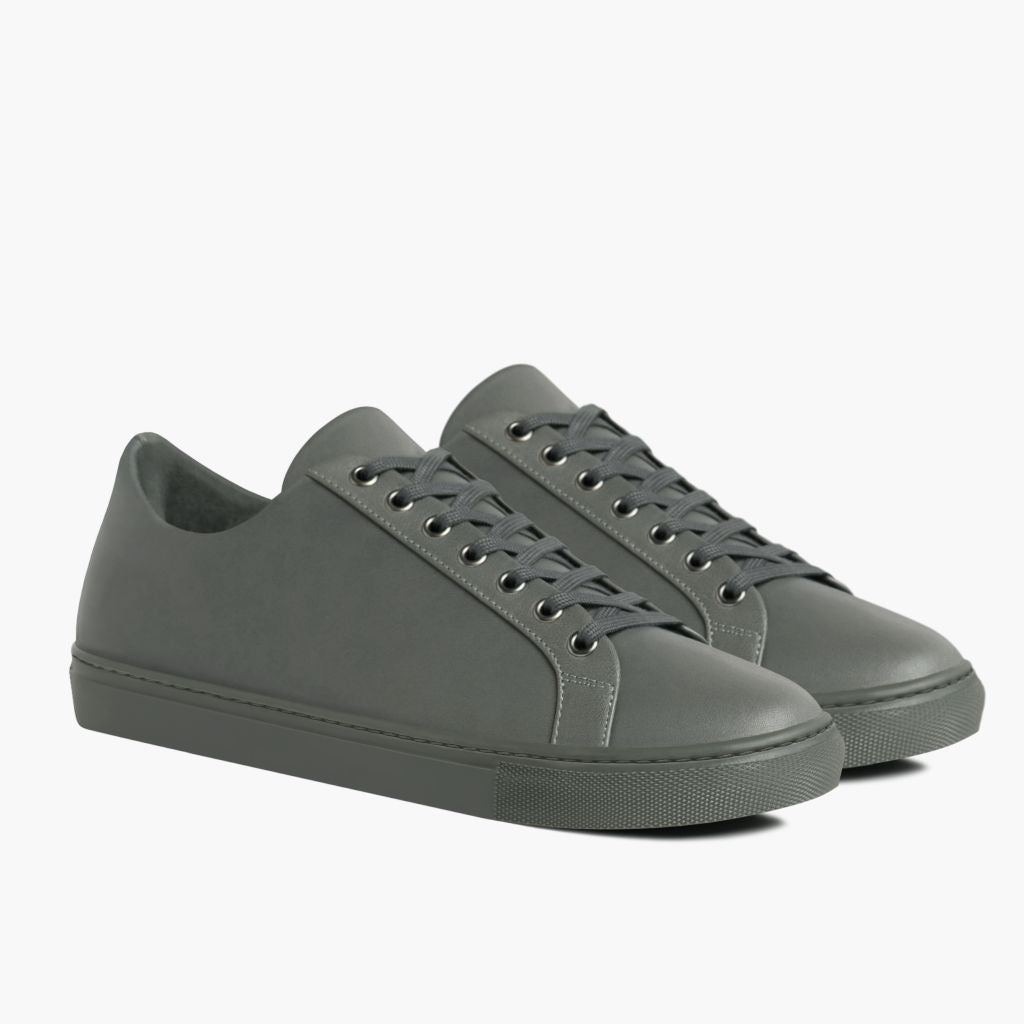 Premier Low Top Gris Baskets en cuir pour Homme For Men in Grey Full-Grain Leather - Vue de profil | Acheter en ligne