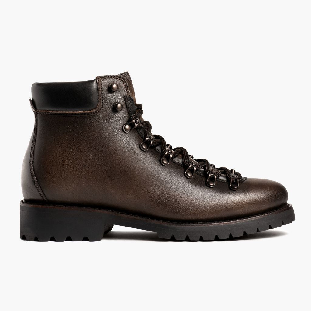 Classic Full-Grain leather Boots - Montage cousu Goodyear & détail de l'embout avant