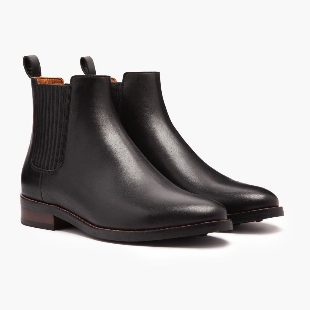 Black Full-Grain leather Boots - Montage cousu Goodyear & détail de l'embout avant