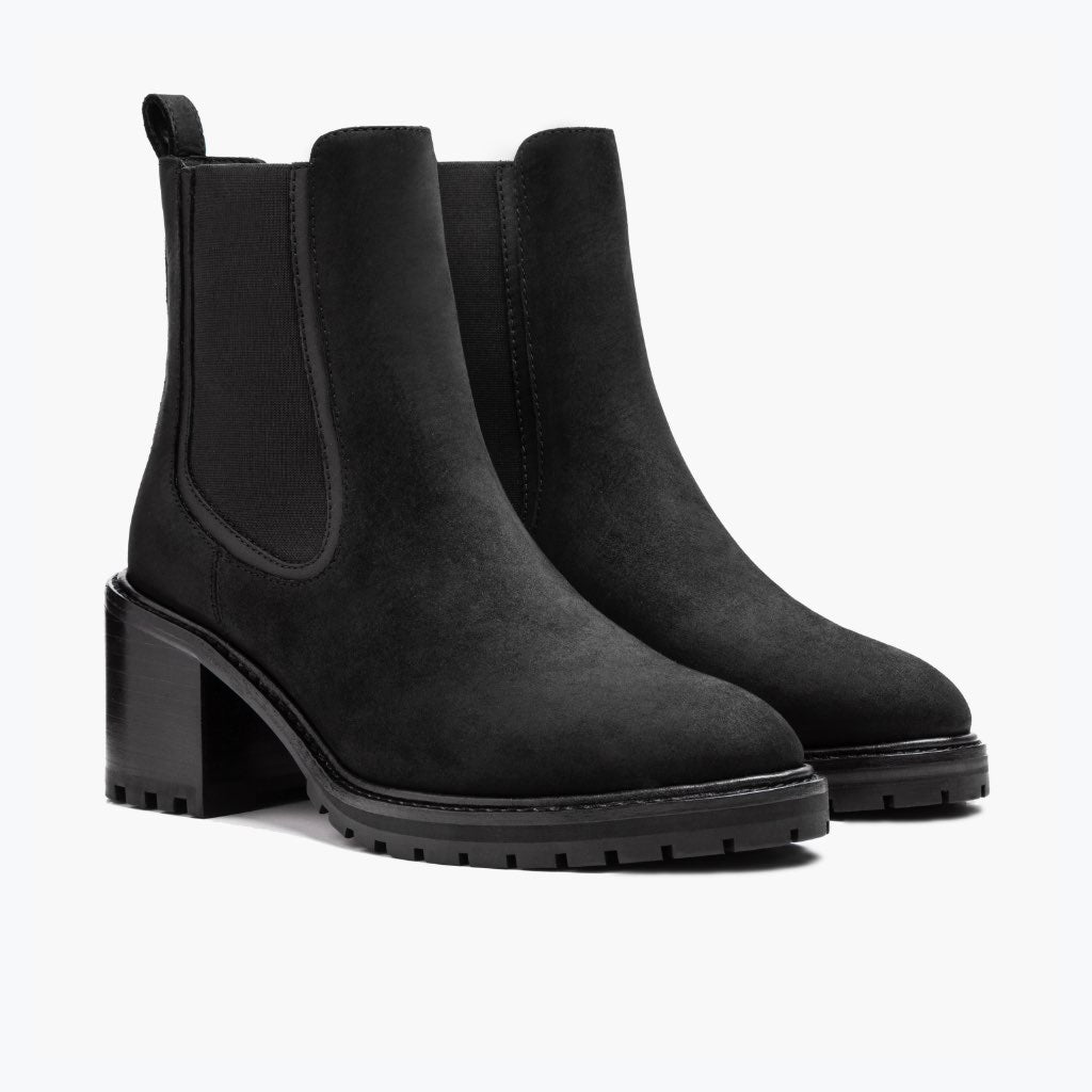 Black Full-Grain leather Boots - Montage cousu Goodyear & détail de l'embout avant