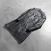 Styled Fit Perspective of Women's Alexis Noir Single Breasted Manteau en Cuir pour Femme on Model - Natural Daylight Drape