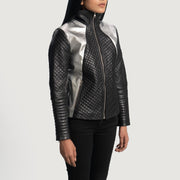 
Black Sheepskin Leather Biker Jacket - Vue arrière montrant la carrure ajustée et l'ourlet net