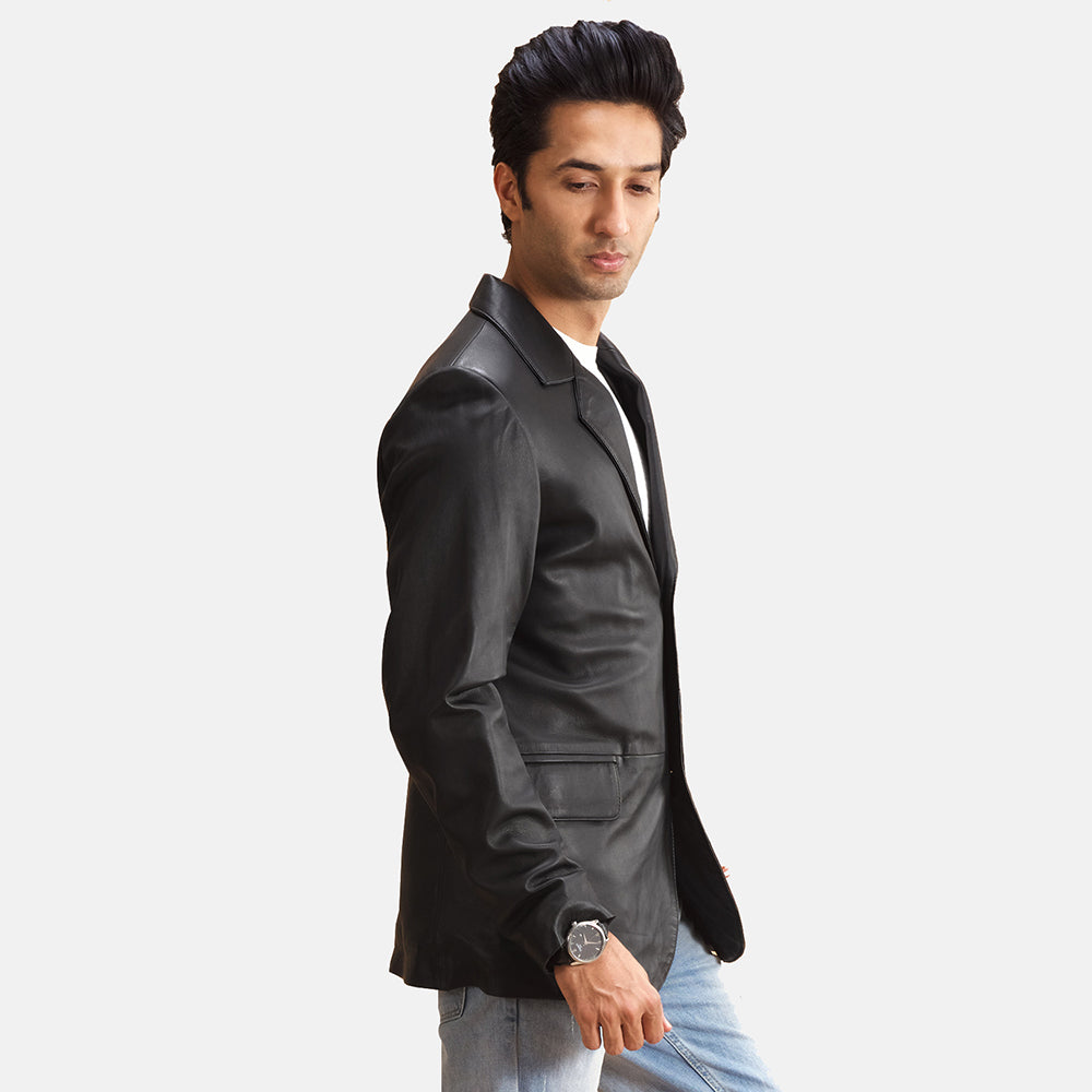 
Black Sheepskin leather Blazer - Vue arrière montrant la carrure ajustée et l'ourlet net