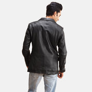 
Vue détaillée of Notch & Button Hardware on Alyson Noir Blazer en Cuir en Cuir pour Homme