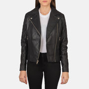 
Carolyn Quilted Black Biker Jacket in Black Goatskin Leather - Vue de face & silhouette ajustée | Acheter en ligne