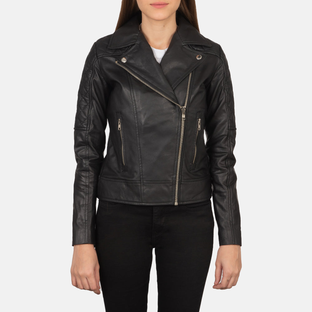 
Vue détaillée of Notch & Zipper Hardware on Carolyn Quilted Black Biker Jacket
