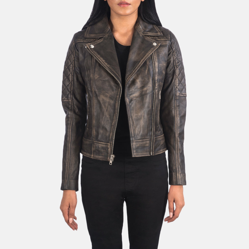 
Carolyn Quilted Distressed Brown Biker Jacket in Distressed Brown Goatskin Leather - Vue de face & silhouette ajustée | Acheter en ligne
