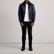 Vue détaillée of Removable faux fur collar &amp; Zipper Hardware on Clyde B-15 Blue Bomber Jacket