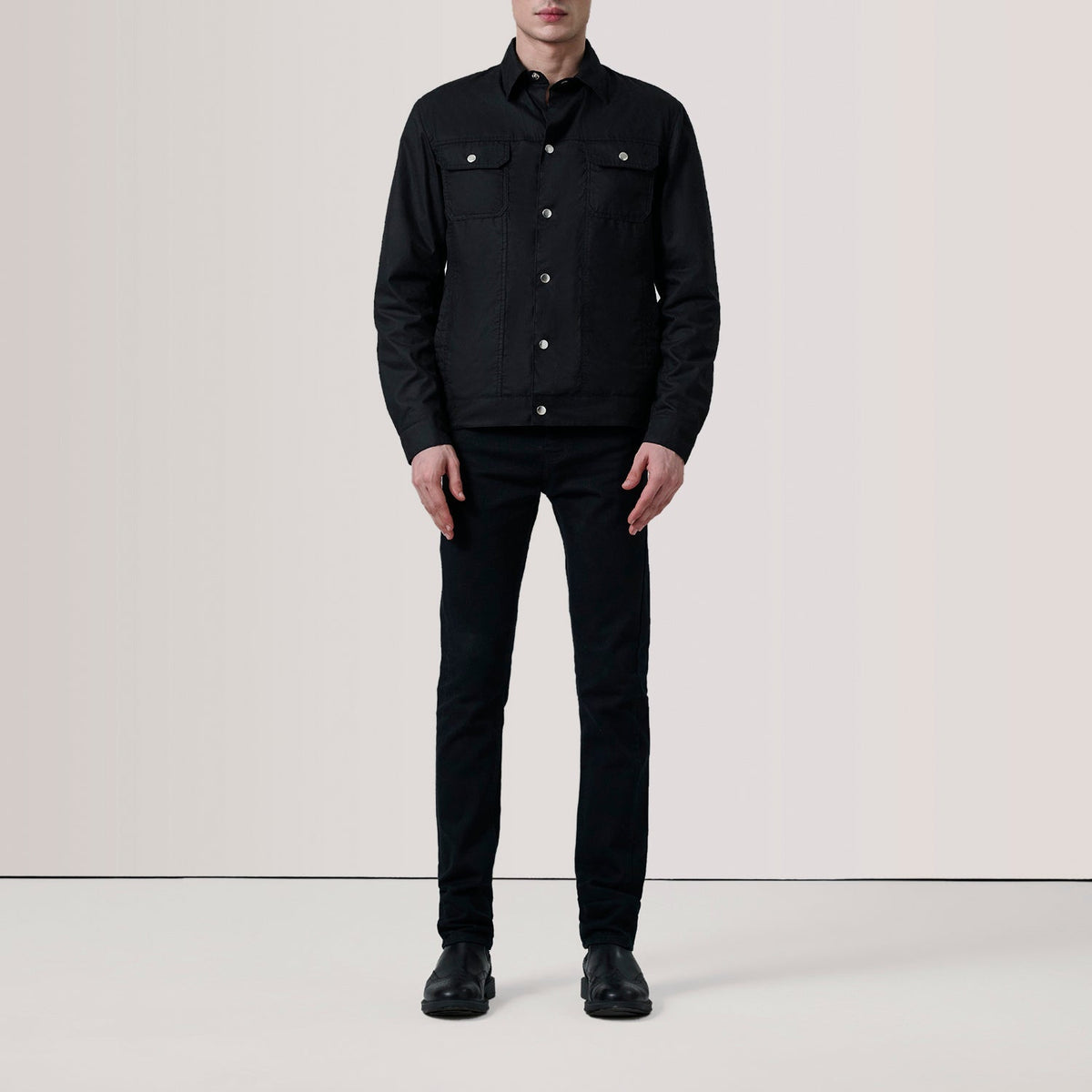 Black Waxed Cotton Canvas Leather Jacket - Vue de dos avec coupe ajustée aux épaules &amp; ourlet soigné