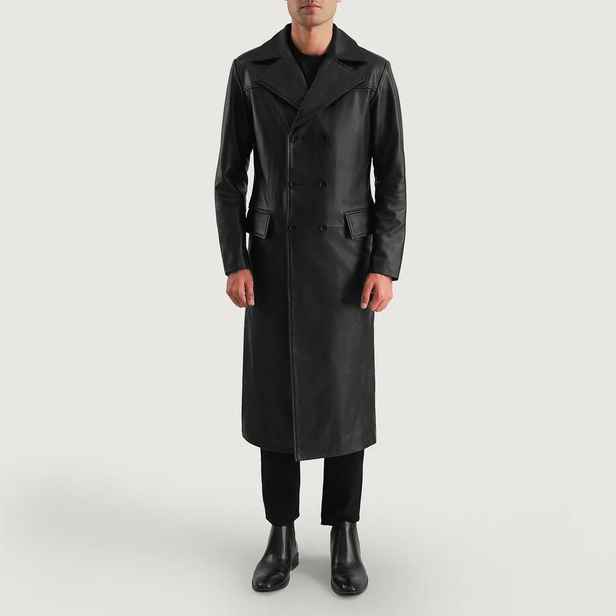 Delmar Black Leather Double Breasted Coat - Vue de profil avec coupe de manche ergonomique