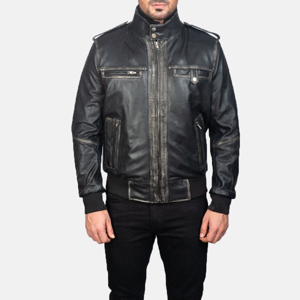 
Glen Street Noir Blouson Bombardier en Cuir pour Homme in Black Cowhide Leather - Vue de face & silhouette ajustée | Acheter en ligne