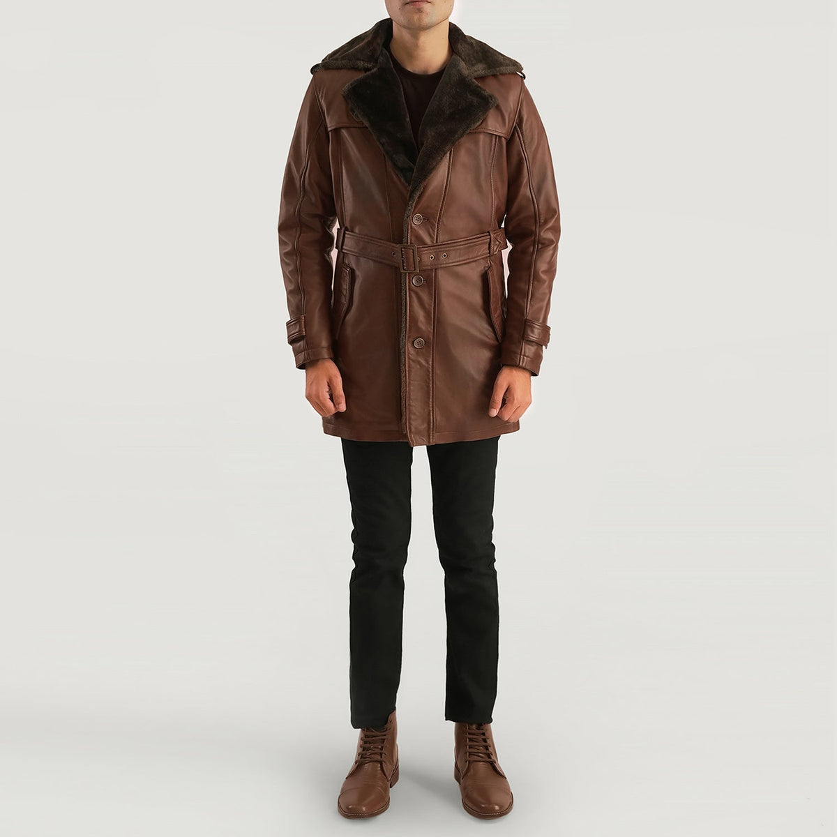 
Vue détaillée of Notch & Button Hardware on Hunter Marron Vieilli Fur Manteau en Cuir pour Homme