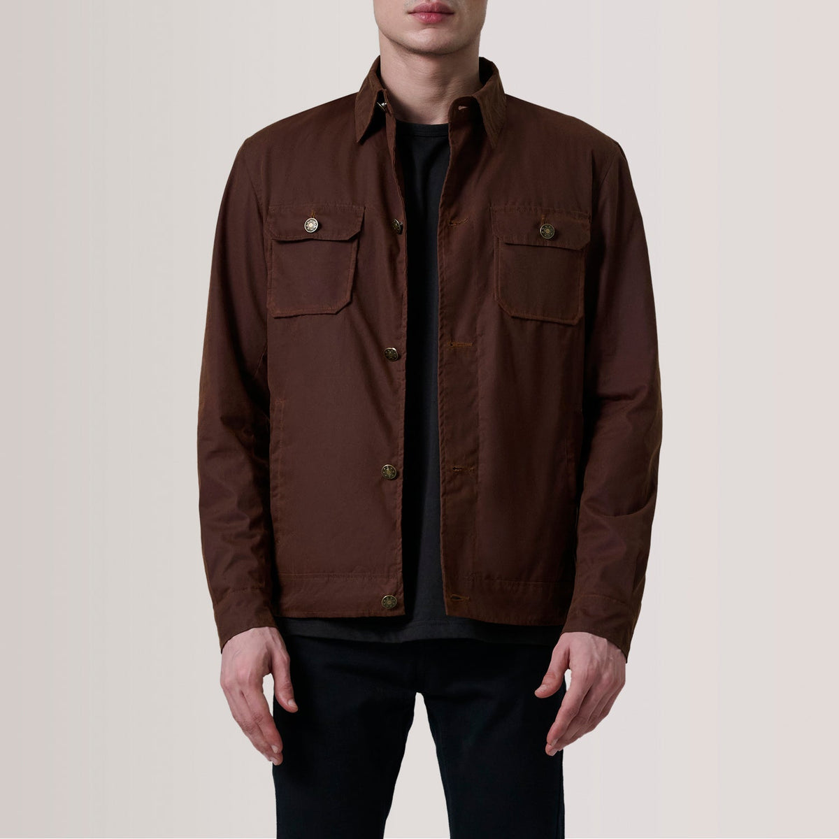 Irwin Marron Waxed Canvas Field Veste en Cuir pour Homme For Men in Brown Waxed Cotton Canvas - Vue de face &amp; silhouette ajustée | Acheter en ligne