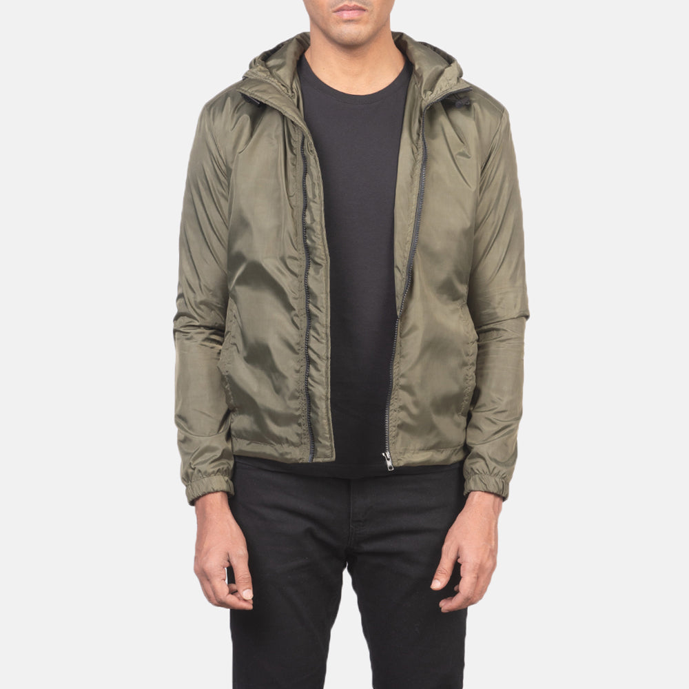 
Jimmy Vert Hooded Windbreaker Veste en Cuir pour Homme in Green Nylon - Vue de face & silhouette ajustée | Acheter en ligne