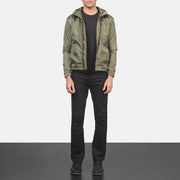 
Jimmy Vert Hooded Windbreaker Veste en Cuir pour Homme - Vue de profil mettant en valeur la coupe de manche ergonomique