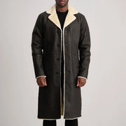 
Kolby Tumbled Brown Shearling Long Coat in Brown Sheepskin Snuffed - Vue de face & silhouette ajustée | Acheter en ligne