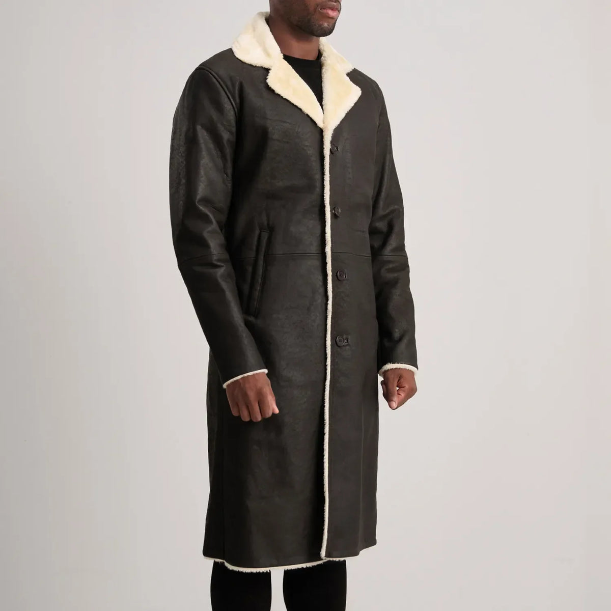 
Brown Sheepskin Snuffed Aviator Jacket - Vue arrière montrant la carrure ajustée et l'ourlet net
