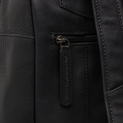 Vue intérieure Showing Dedicated Padded Laptop Sleeve &amp; Multi-Compartment Organization