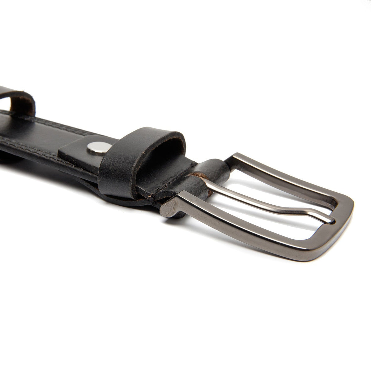 
Classic 100% Full-Grain leather Belt - Perspective arrière montrant les bretelles en cuir renforcées
