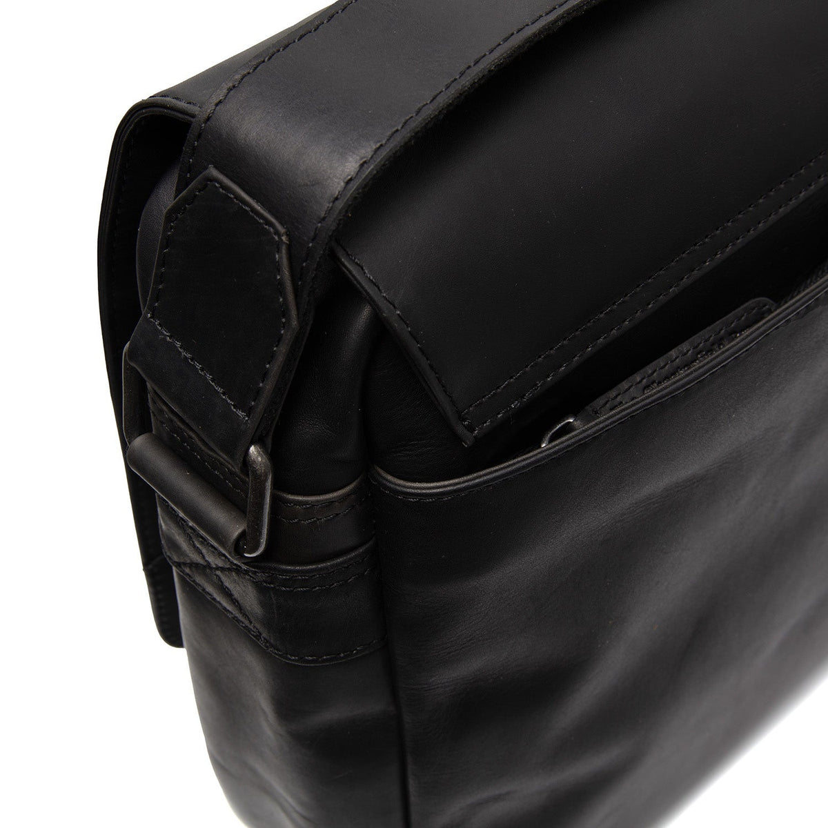 Solid Antique Brass Hardware &amp; Heavy-Duty Dual Zipper Detail on Richard Full-Grain Leather Laptop Bag pour Homme