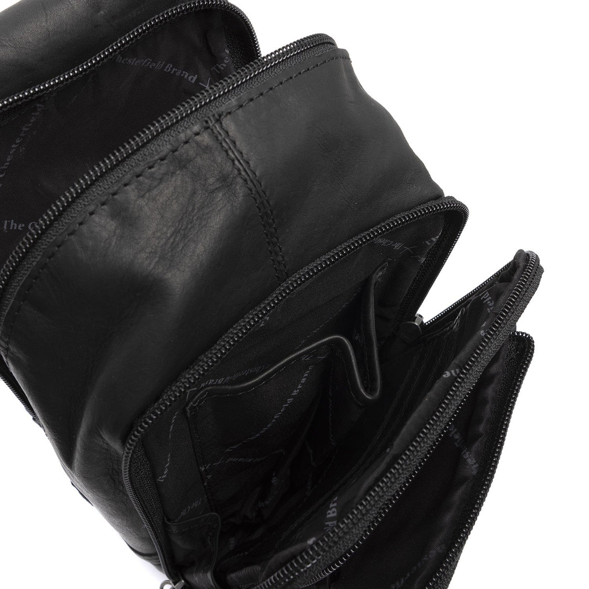Leather Sling Bag Riga pour Femme - Structured Side Profile Showing Gusset Depth &amp; Expansion Capacity
