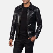 
Black Cowhide Leather Biker Jacket - Vue arrière montrant la carrure ajustée et l'ourlet net