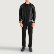 
Vue détaillée of Varsity collar & Zipper Hardware on Pascal Noir Leather Varsity Veste en Cuir pour Homme