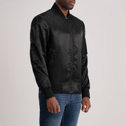 Black Satin Bomber Jacket - Vue de dos avec coupe ajustée aux épaules &amp; ourlet soigné