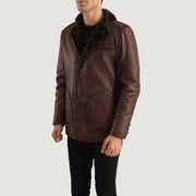 
Distressed Brown Sheepskin Burnishing Aviator Jacket - Vue arrière montrant la carrure ajustée et l'ourlet net