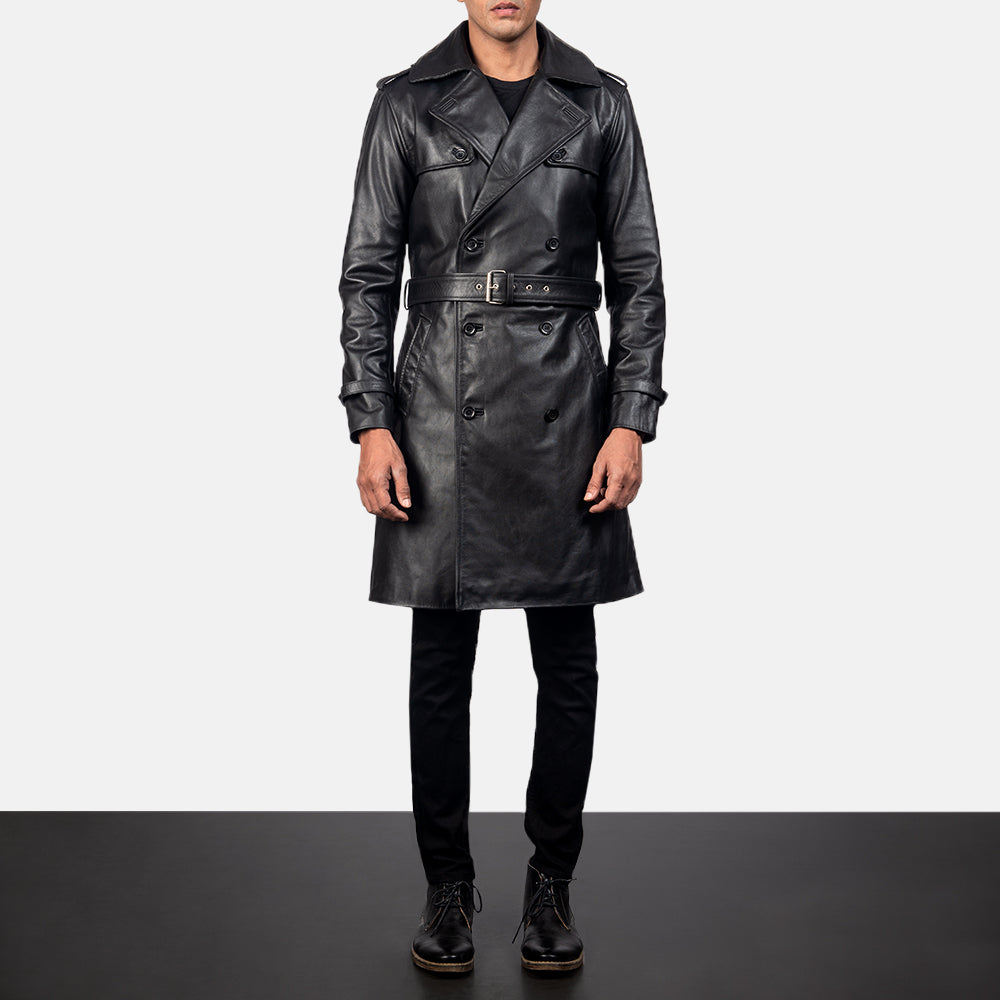 Men's Royson Noir Leather Duster Manteau en Cuir pour Homme in Black Cowhide Leather - Vue de face &amp; silhouette ajustée | Acheter en ligne