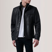 Sean Noir Snuffed Classic Veste en Cuir pour Homme For Men in Distressed Black Sheepskin Snuffed - Vue de face &amp; silhouette ajustée | Acheter en ligne