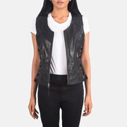 
Vanda Noir Leather Biker Vest pour Femme in Black Goatskin Leather - Vue de face & silhouette ajustée | Acheter en ligne