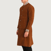 Tan Bown Goatskin Suede Varsity Jacket - Vue de dos avec coupe ajustée aux épaules &amp; ourlet soigné