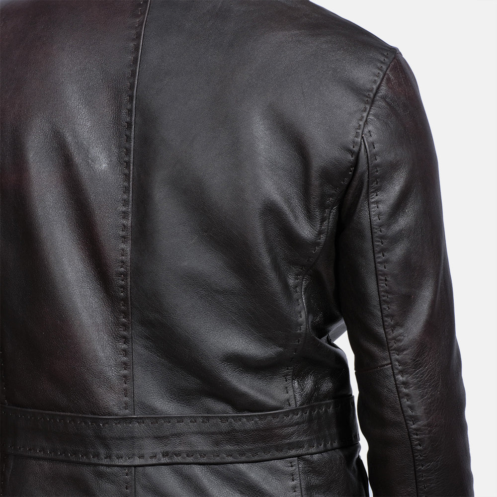 
Cuir de vachette véritable avec grain de cuir pull-up patiné & surpiqûres renforcées haute résistance